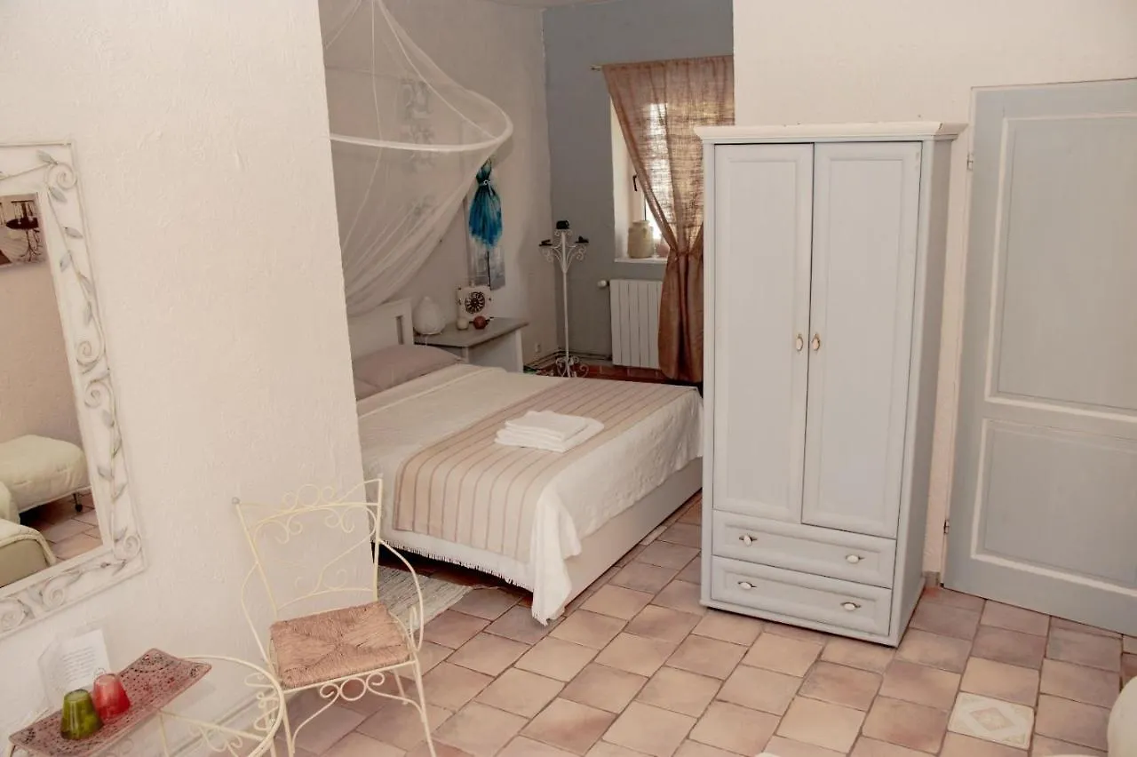 Bed and Breakfast Poggio Bellavista Sampieri 0*,